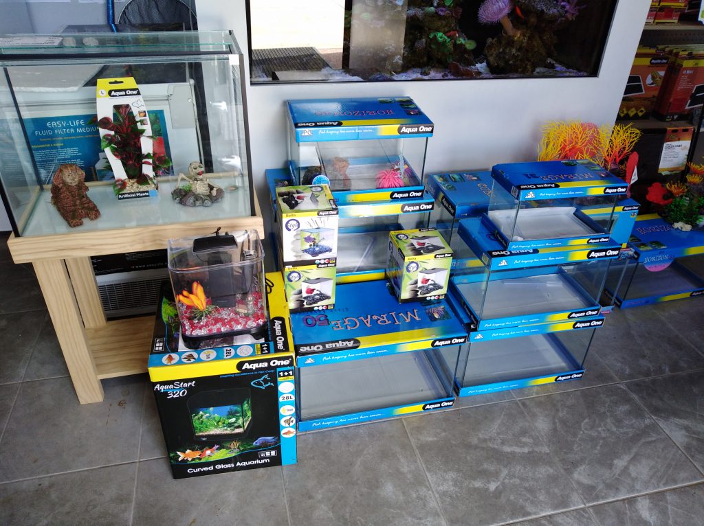 Fish Tanks Ultimate Aquarium